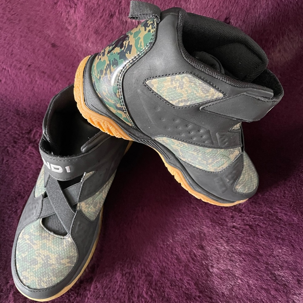 And One Shoes